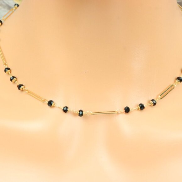 "Minimalist Necklace – Timeless, Elegant Jewelry for Her, MAR091474 - Picture 5 of 10